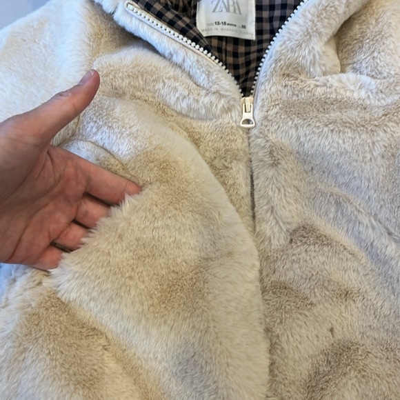 Zara Fur Jacket EUC 12-18mos - Picture 7 of 13